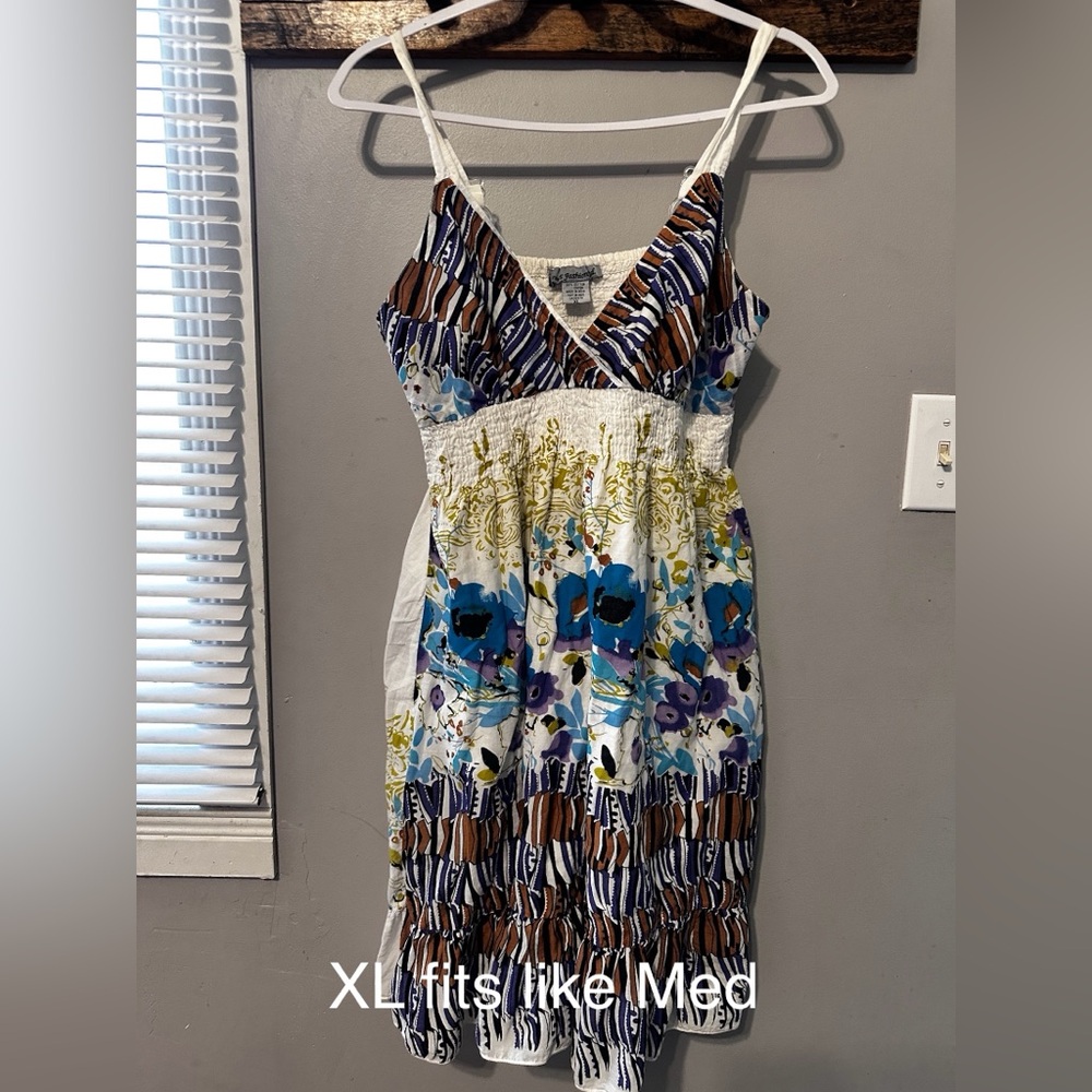 Xl but fits small